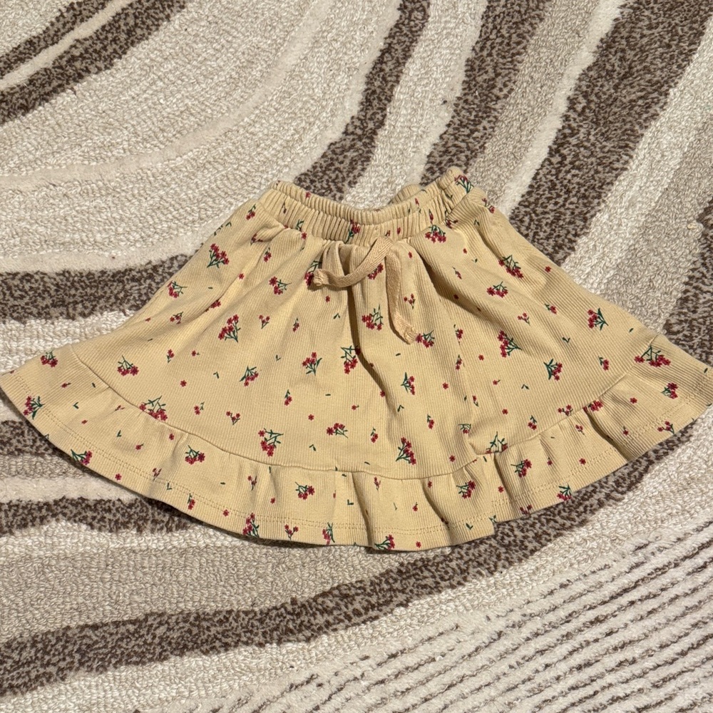 Zara Beige Floral Skater Skirt - Size 3-4 years